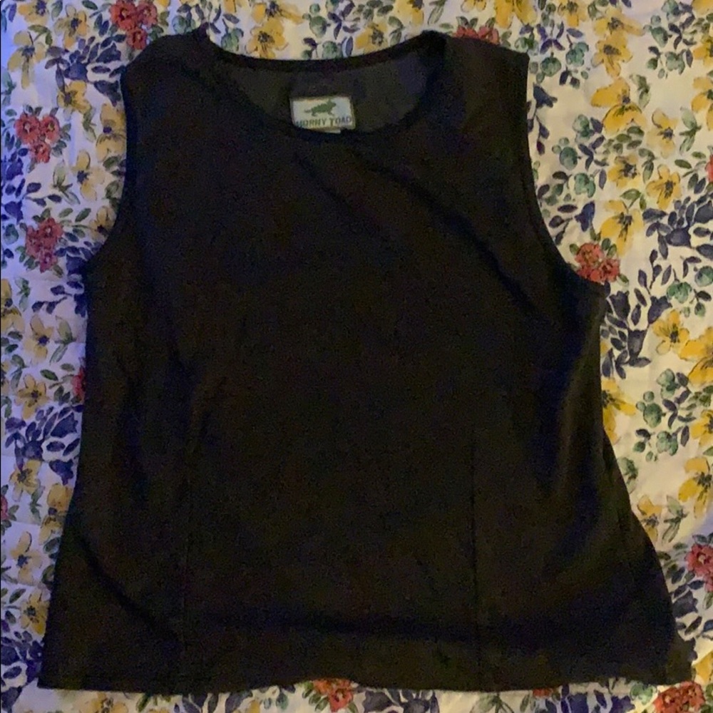 Sleeveless horny toad knit top